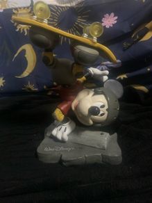 Walt Disney World Mickey Mouse Bobble Skateboarding Handstand Figure