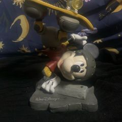 Walt Disney World Mickey Mouse Bobble Skateboarding Handstand Figure
