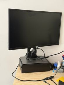 Dell 24 Full HD Monitor