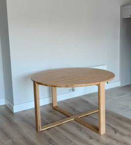 EZ Living solid wood round dining table 160 cm