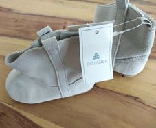 Baby Gap shoes 6-12