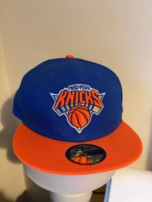 New York Knicks Mens Team Classic New Era 59Fifty Flat Brim Hat Size 8 - NBA Basketball Cap