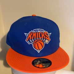 New York Knicks Mens Team Classic New Era 59Fifty Flat Brim Hat Size 8 - NBA Basketball Cap