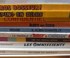 12 comics, mainly French.