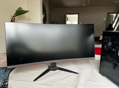 Pc and 4k Monitor for sale