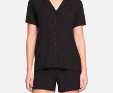 SKIMS black women's Pj set. Tags still on. Never worn.