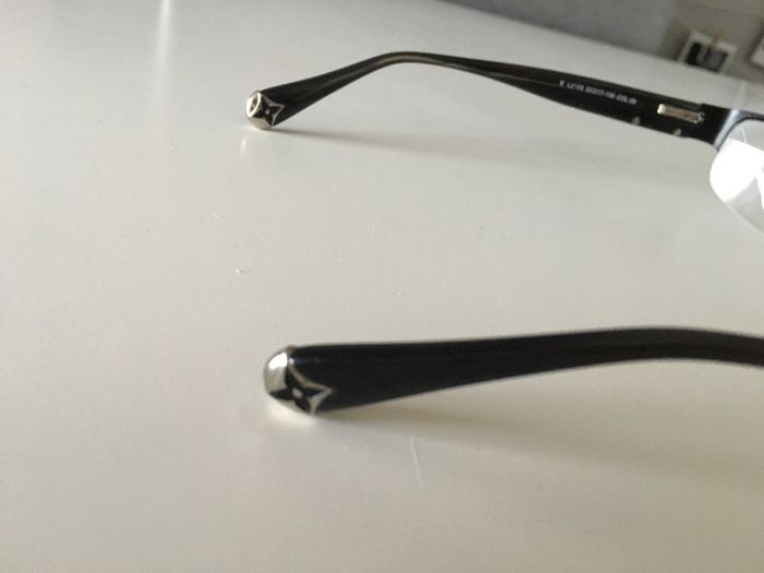 Louis Vuitton Auth optics