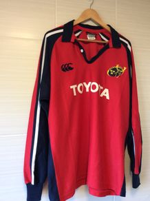 Munster Jersey. Season 2004/2005. Official Canterbury Mens Home Munster Long Sleeved Rugby Jersey. Authentic Original From 2004. Not A Modern Day Remake.