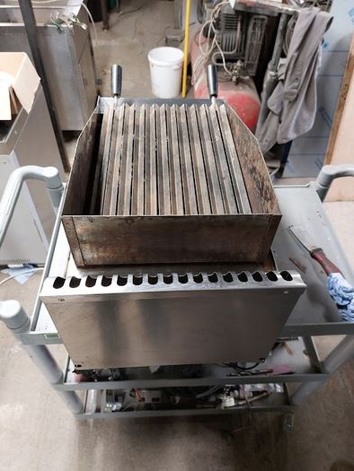 Tecnoinox Refurbished Lava Stone Gas Char Grill (top version) GR35G7