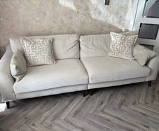 Couch and two one seaters