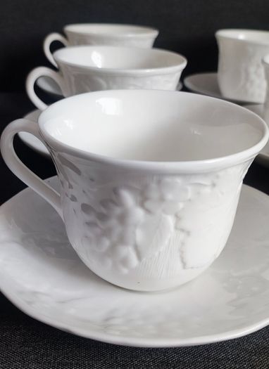 Wedgwood Strawberry and Vine Teacups and Saucers.