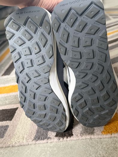 New Balance Unisex 370 trainers