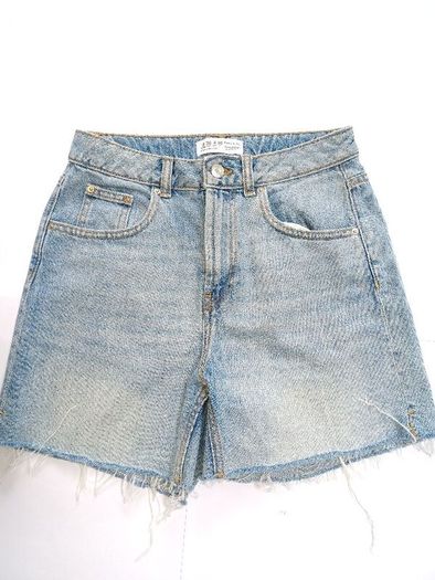 Ladies / Teen Girls T-shirt and Denim Shorts Size 8