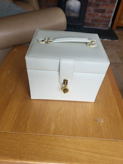 Jewelry Box