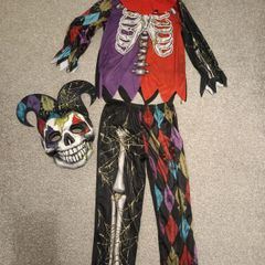 Boy's costume.age 5/6