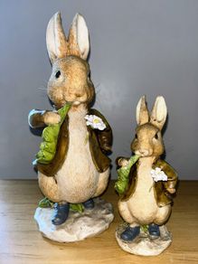 Pair of Beatrix Potter rabbits by Border Fine Arts 2002