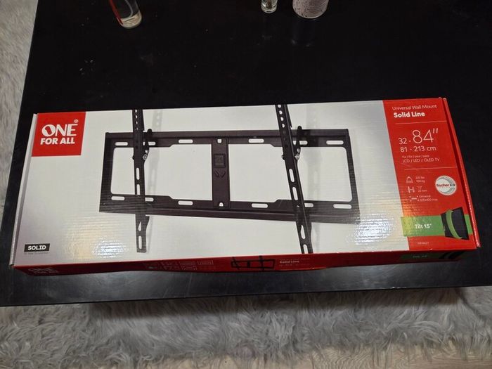 TV Wall Mount Bracket
