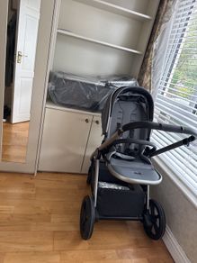 Zummi Zenith Travel System Bundle Stroller/ Pram