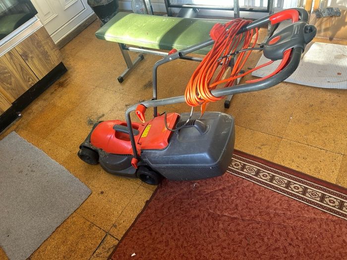 eletric mower
