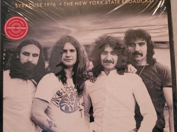 Black sabbath. Double Limited edition white vinyl record double album in gatefold sleeve. Mint condition White vinyl 2 LP version with custom picture labels in gatefold sleeve  1976  Broadcast from sabbath technical ecstasy tour.