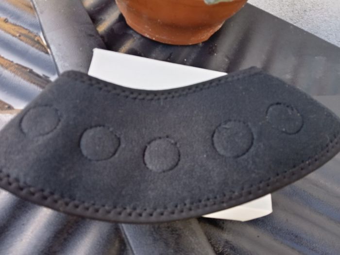 New Magnet Neck Collar/Pain relief