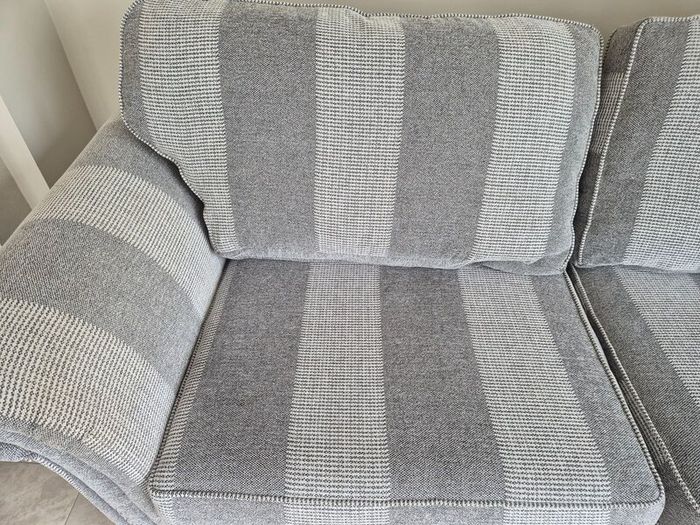 2 x Sofa / Couch Set