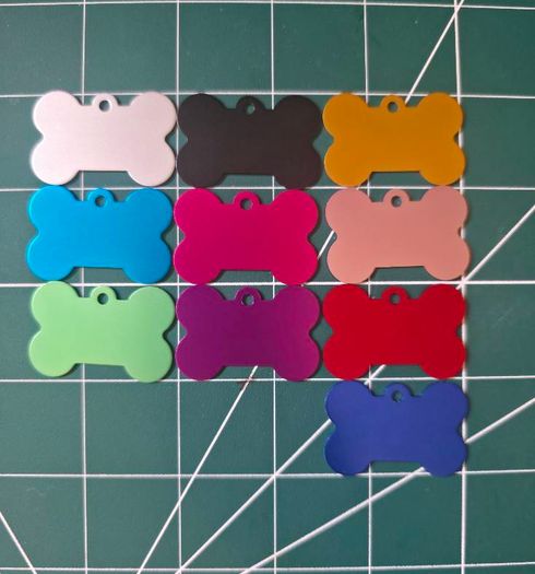 Pet name tags