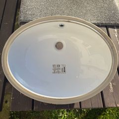 ceramic sink