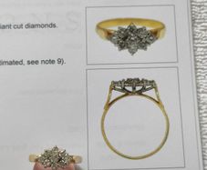 18k Gold cluster diamond/engagement ring