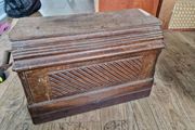 Antique Singer Sewing machine from 1904