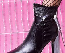 ankle boots size 40 reduced due to damage