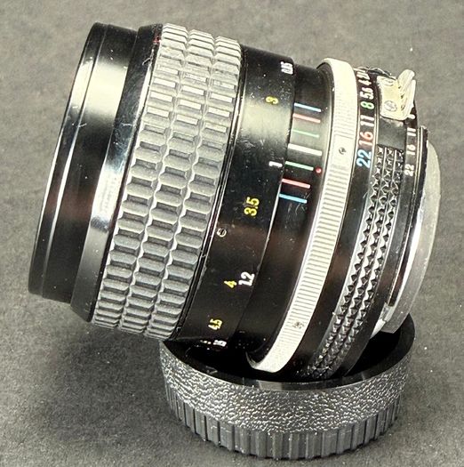 Nikon Ai-s Ais Nikkor 85mm f/2 Portrait MF Manual Lens