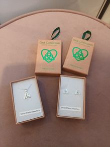 silver Gra (love )pendant & matching earrings