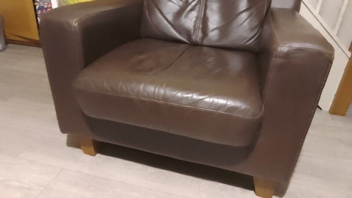 FREE Leather armchair