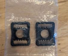 Strap clips for GAA helmet
