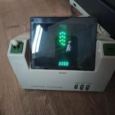 Arcade game console  Rare1980s space invaders Working perfectly with adapter