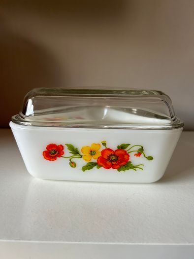 Vintage Small Pirex