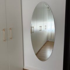 Wall mirror