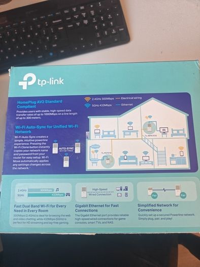 TP Link WiFi booster AV1000