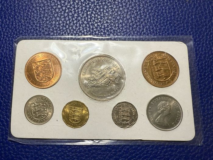 Vintage Channel Islands Guernsey  Coin Set