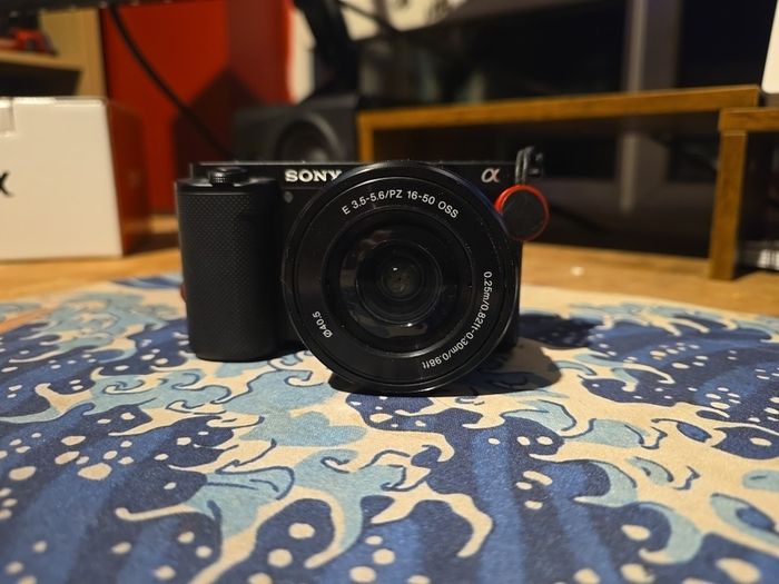 Sony Zve10 Vlogging Camera Like New Perfect Camera  With Kit Lens