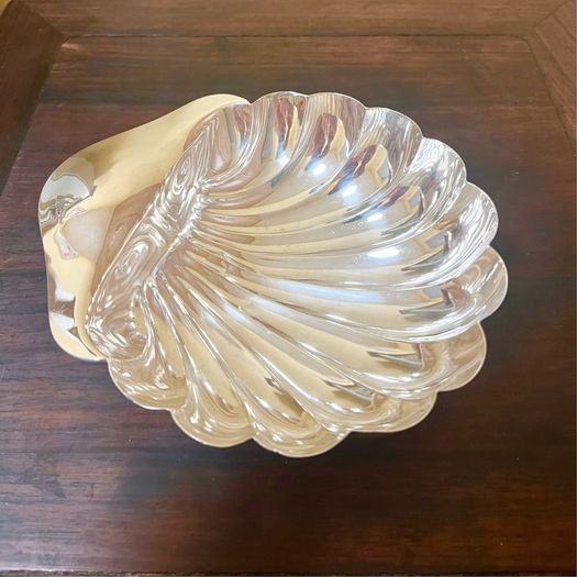 Early 20th hallmarked Sheffield solid sterling silver fruit bowl