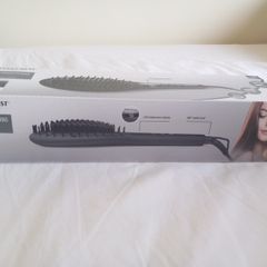 Hair straightening brush