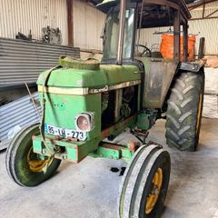 John Deere 2140
