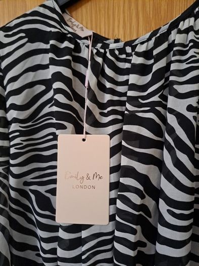 Dress midi size 12 zebra print Emily & Me