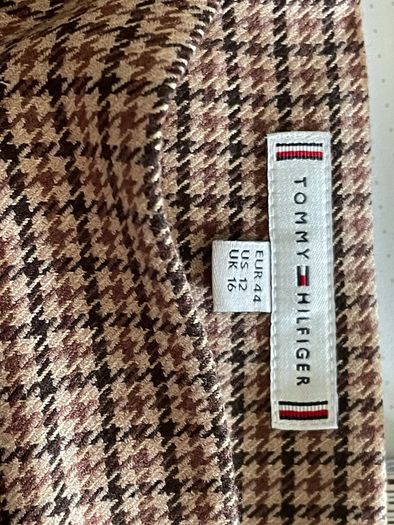 Tommy Hilfiger ladies skirt