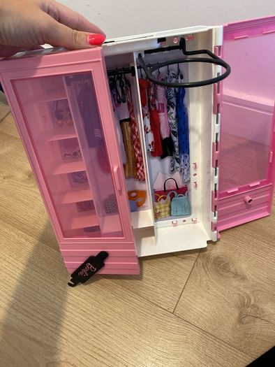 Barbie Wardrobe