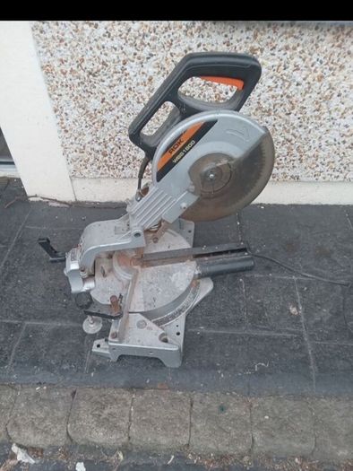Chop saw