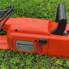 Husqvarna 321 electric chainsaw