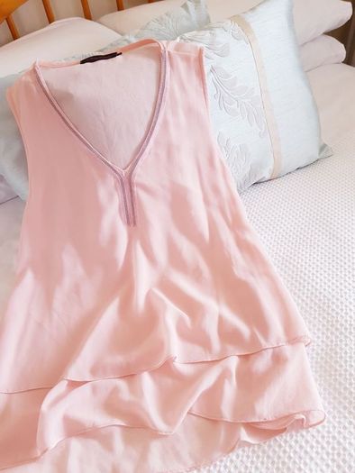 Light Pink Floaty Top - Size 14-16